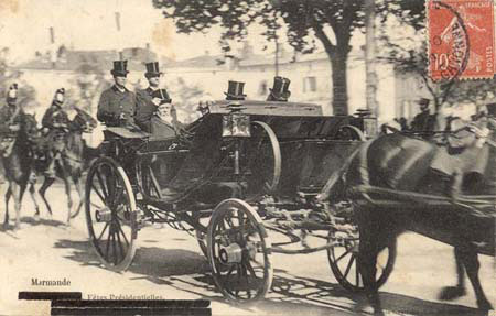 Visite du prsident Fallires en Lot-et-Garonne en 1907 - Marmande, le prsident en voiture (127 J 623)