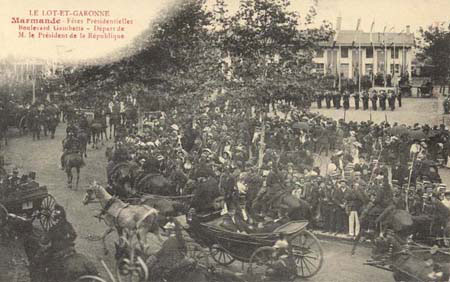 Visite du prsident Fallires en Lot-et-Garonne en 1907 - Marmande, dpart du Bd. Gambetta (127 J 622)