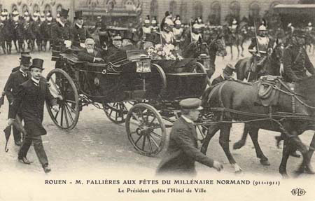 Voyages en France -  Rouen, 1911 - Ftes du millnaire normand (127 J 344)