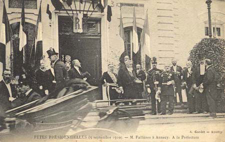 Voyages en France -  Savoie, 1910 - Le prsident Fallires en visite  Annecy (127 J 356)