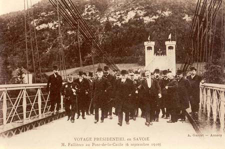 Voyages en France -  Savoie, 1910 - Le prsident Fallires arrive  Pont-de-la-Caille (127 J 359)